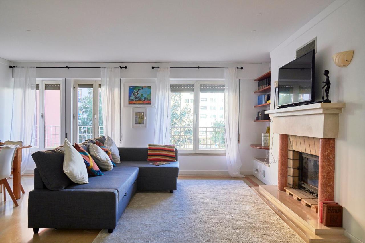 Modern Apartment With Swiming Pool & Garage - Lisboa Exteriér fotografie